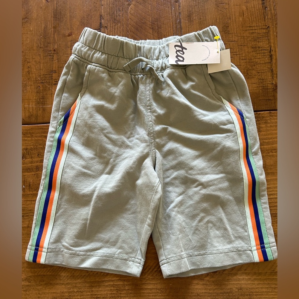 Tea Boys Shorts size 7